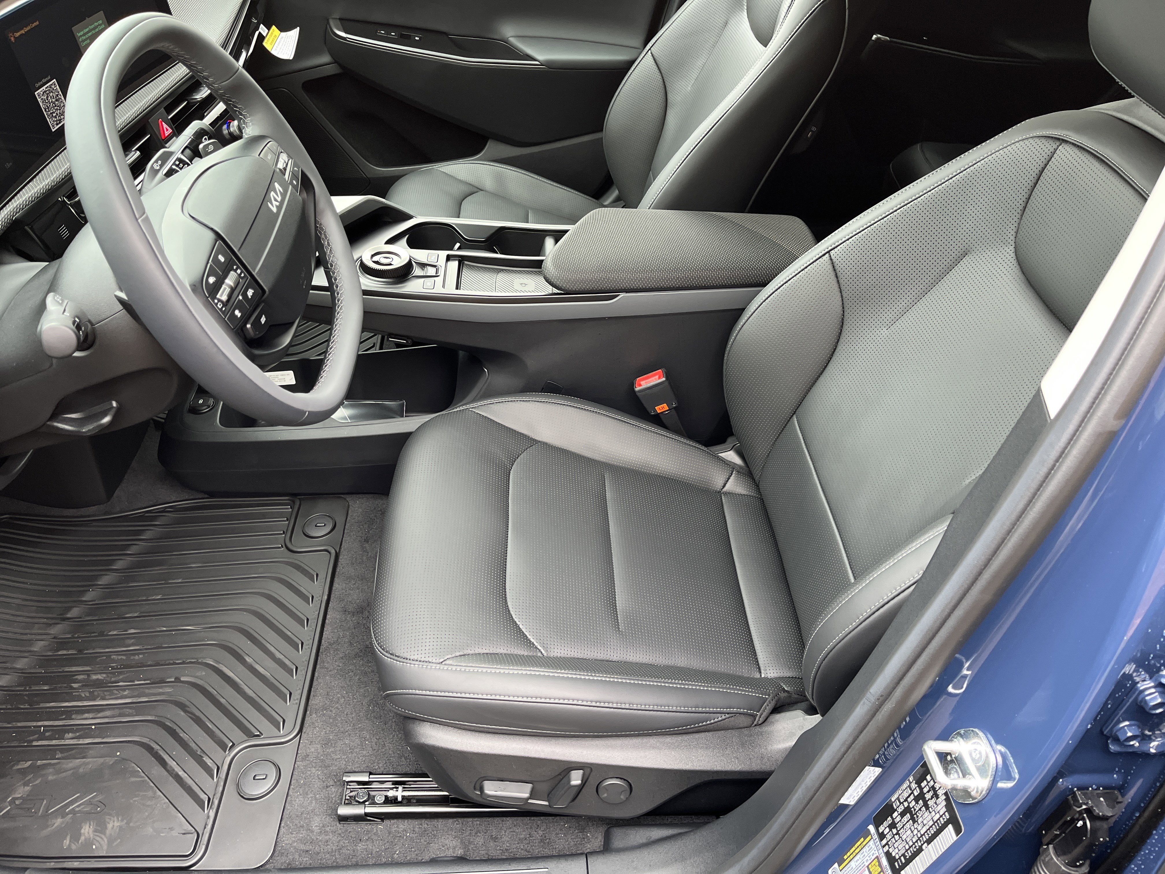 New 2025 Kia EV6 Wind image 3