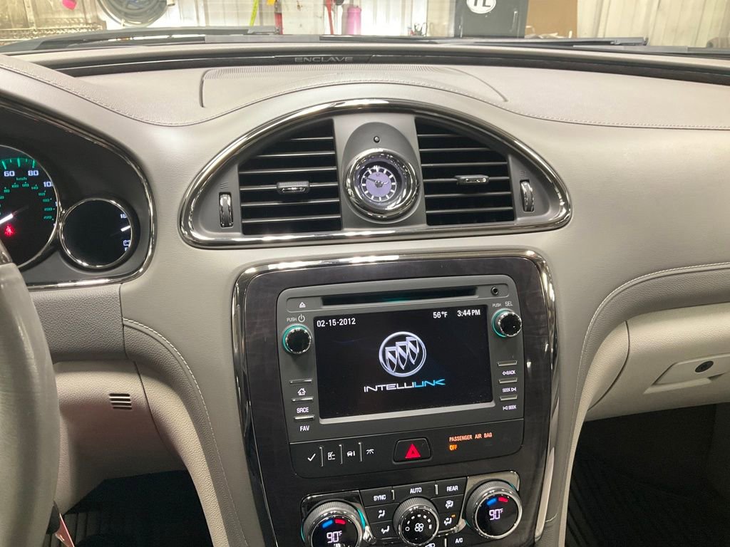 Used 2017 Buick Enclave Leather w/ Trailering Package image 25