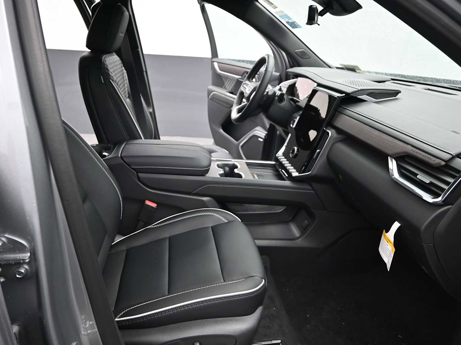 New 2026 GMC Acadia Denali w/ Super Cruise Package AWD/4WD image 22