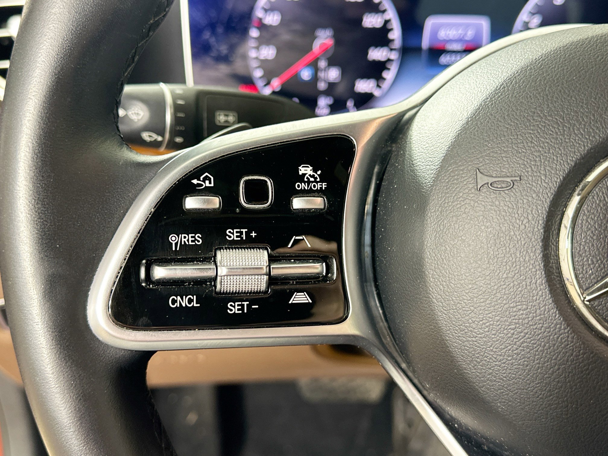 Certified 2020 Mercedes-Benz E 450 4MATIC Sedan image 12