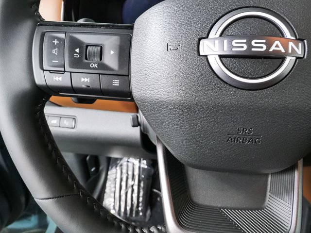 Used 2026 Nissan Pathfinder Platinum w/ Cargo Package FWD image 18