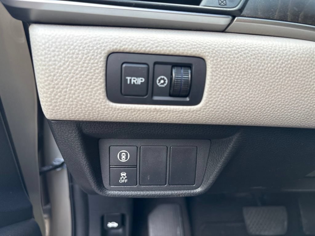 Used 2018 Honda Accord EX image 25