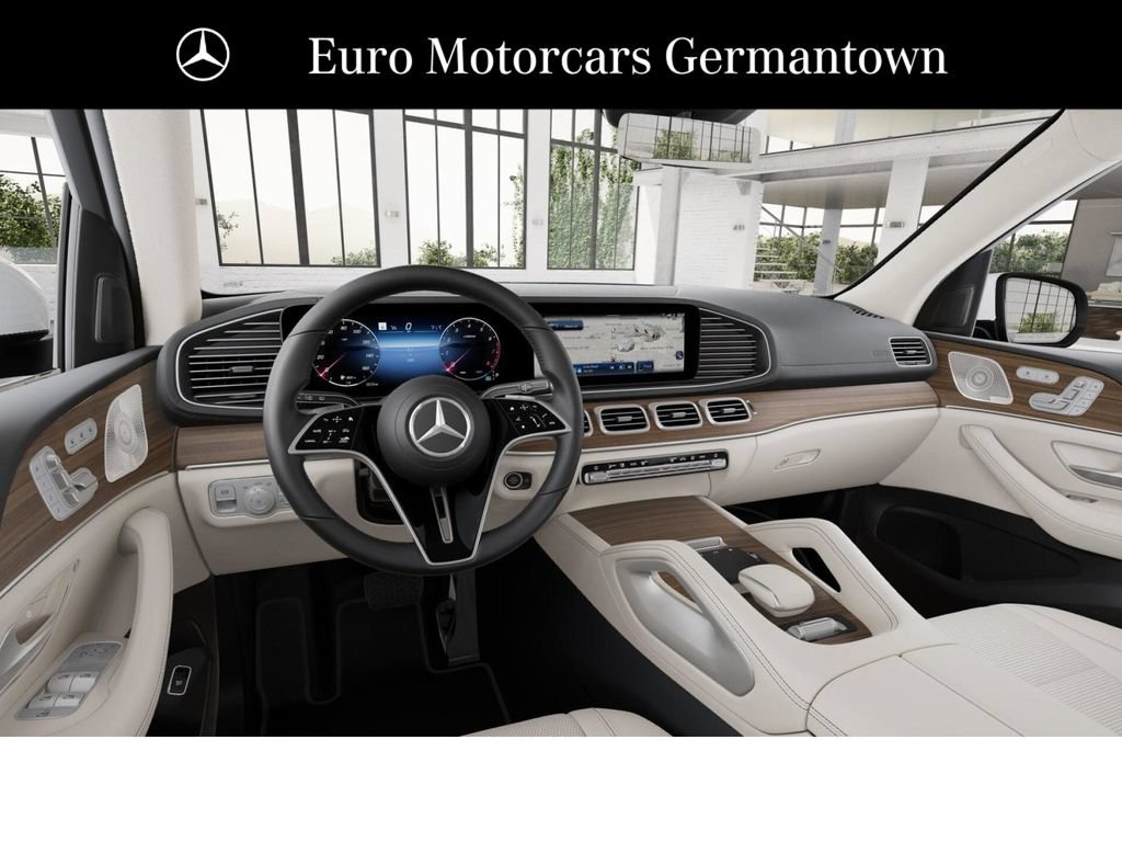 New 2026 Mercedes-Benz GLS 450 4MATIC image 3