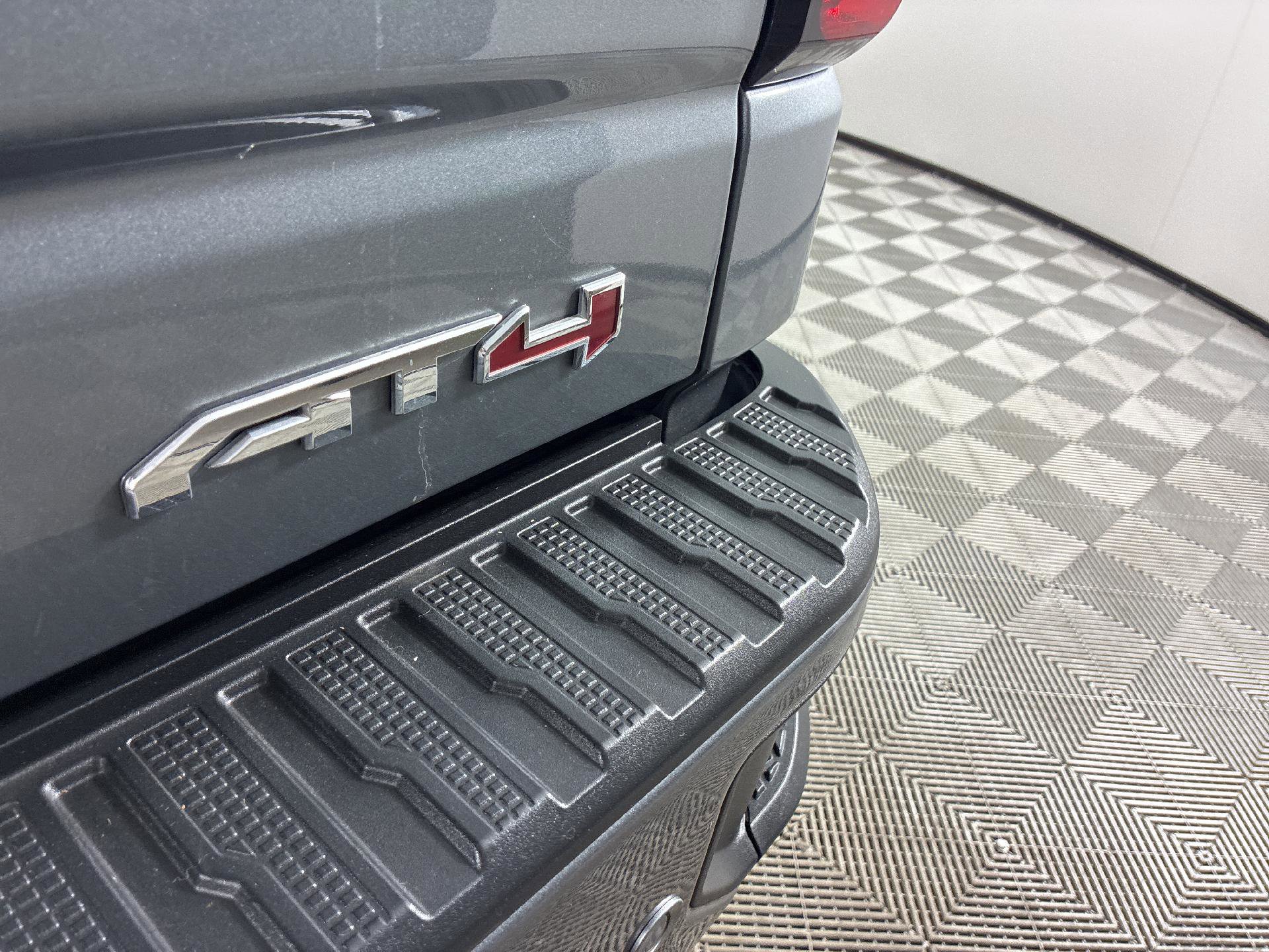 Used 2020 GMC Sierra 1500 AT4 w/ AT4 Premium Package image 6