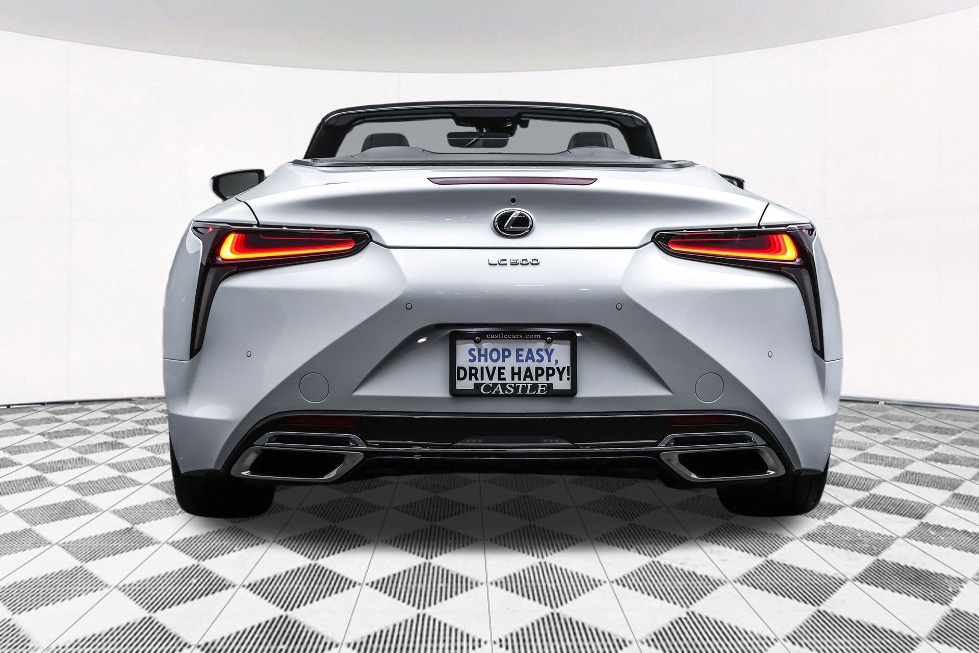 Used 2024 Lexus LC 500 Convertible image 11