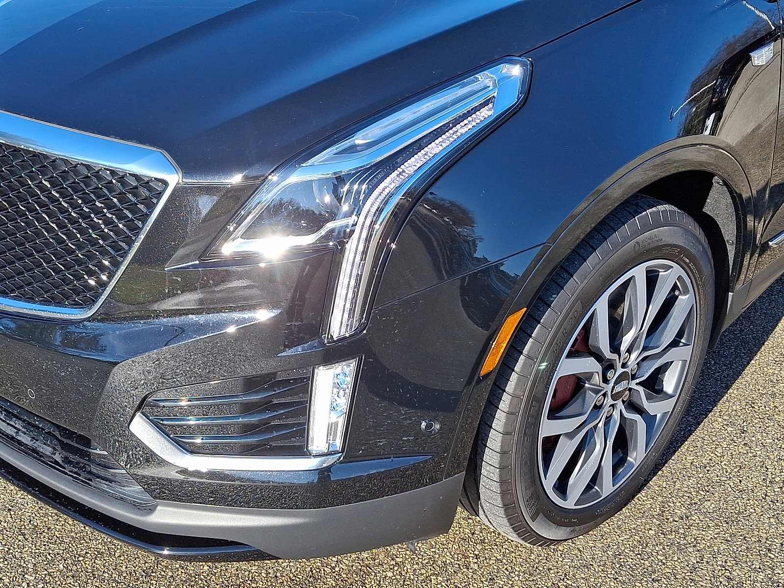 Certified 2023 Cadillac XT5 Sportv w/ Technology Package image 11