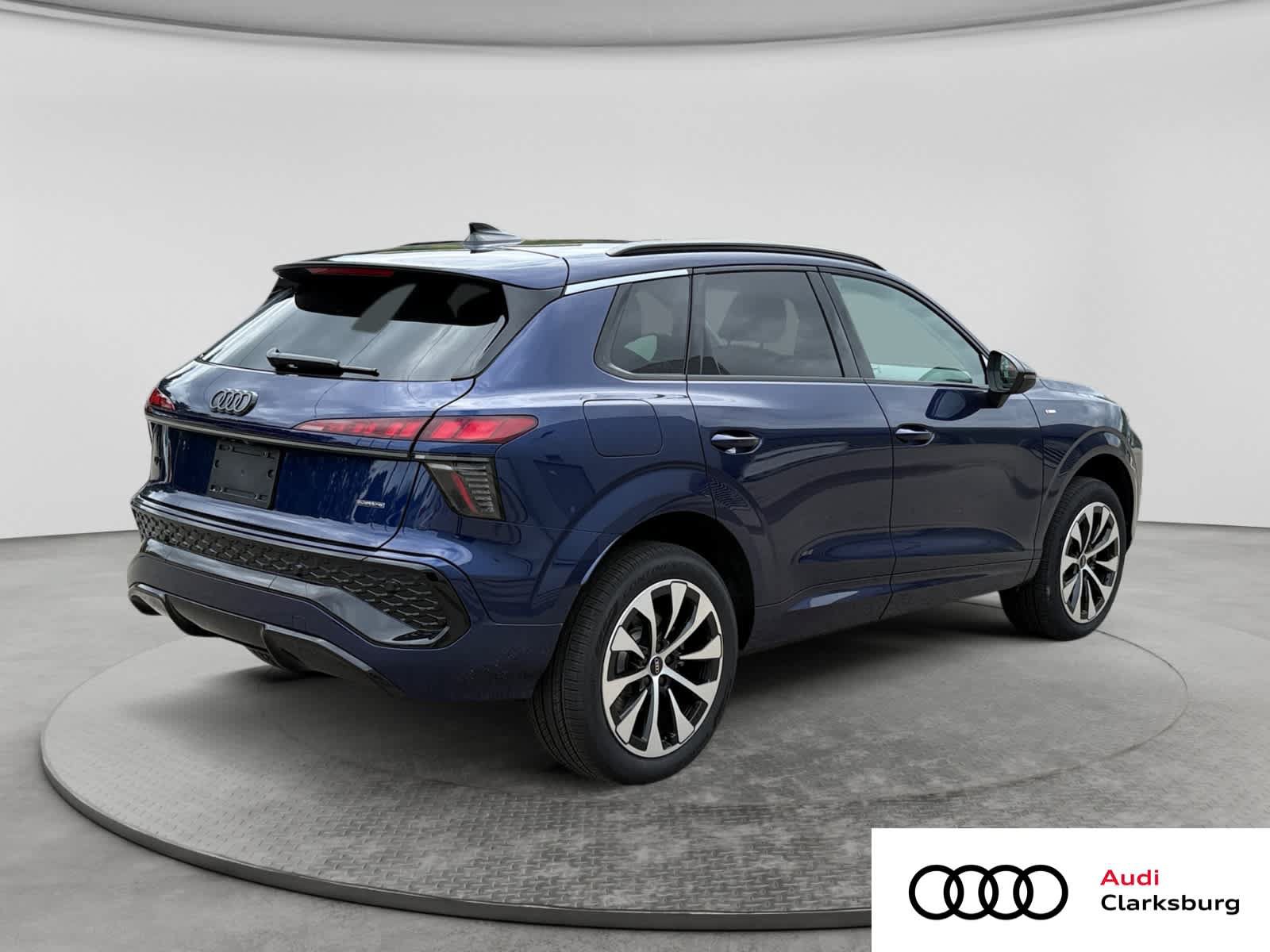 New 2026 Audi Q3 quattro 2.0T AWD/4WD image 5