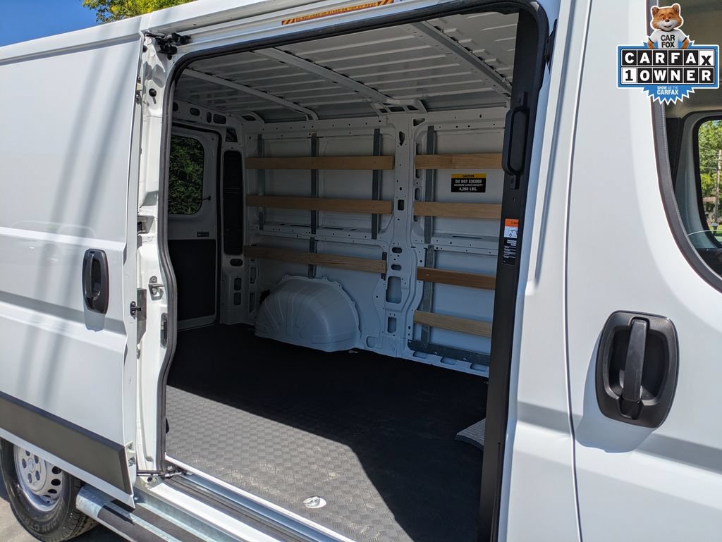 Used 2025 RAM ProMaster 2500 w/ U-Haul Equipment Group FWD image 27