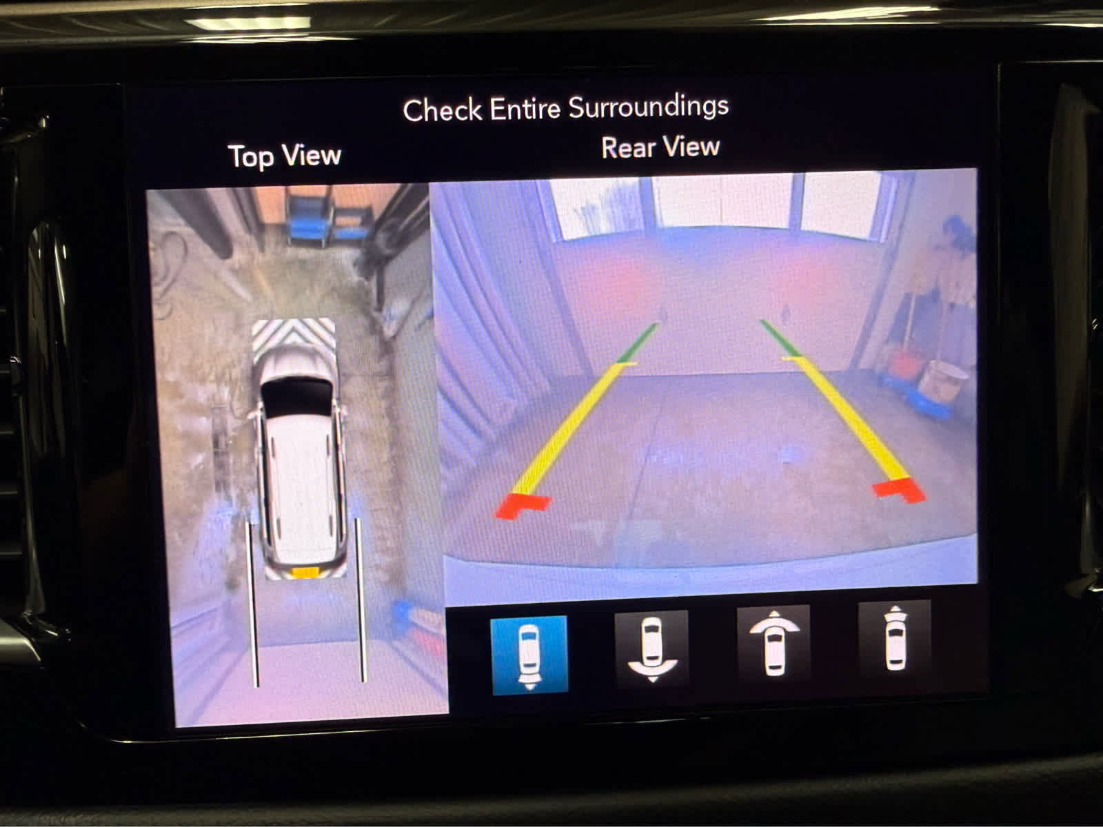 Used 2019 Chrysler Pacifica Touring-L Plus w/ Advanced Safetytec Group image 14