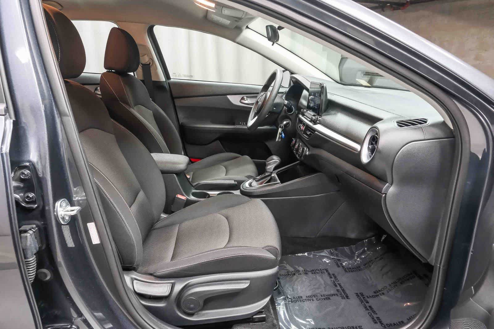 Used 2024 Kia Forte LXS w/ LXS Technology Package FWD image 22