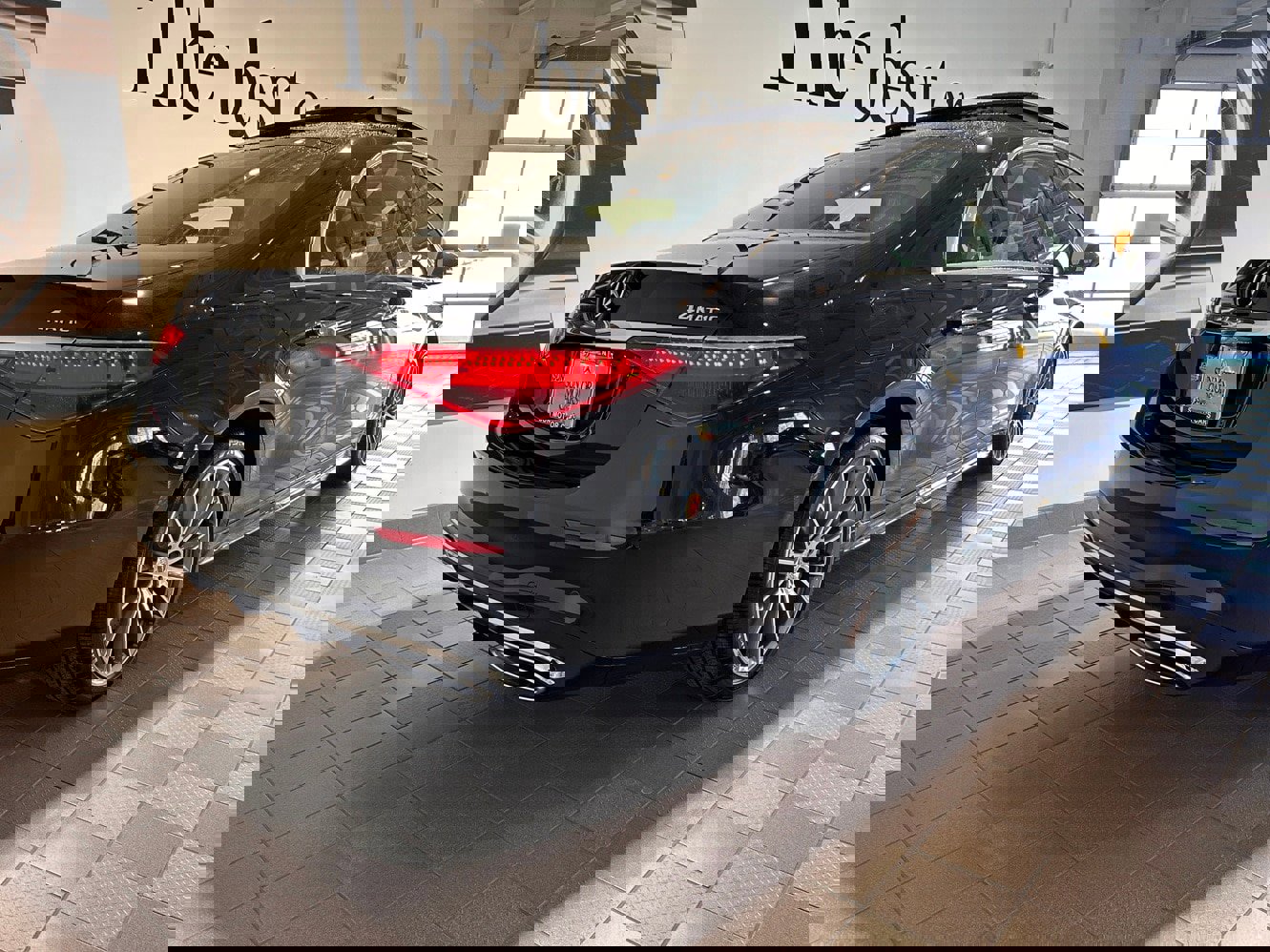 Used 2026 Mercedes-Benz S 580 4MATIC Sedan image 4