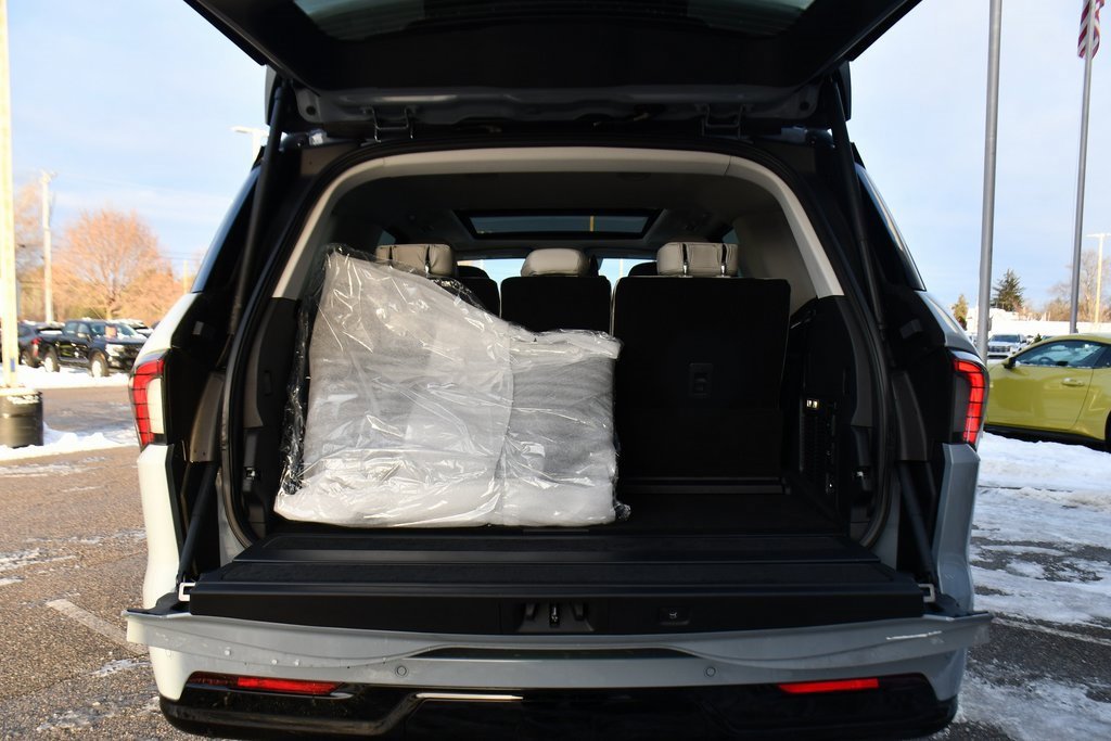 New 2025 Lincoln Navigator Reserve image 21