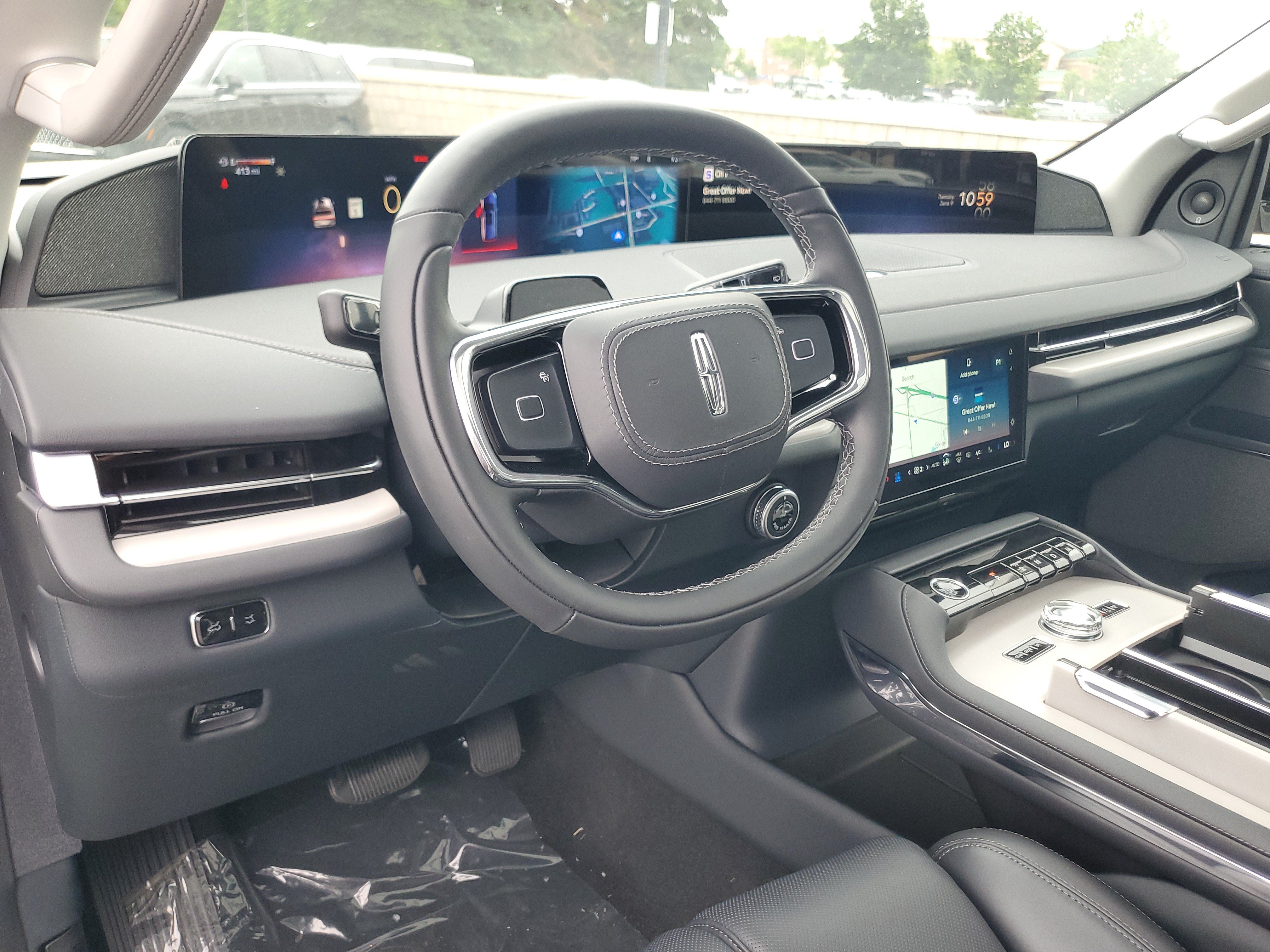 New 2026 Lincoln Navigator Reserve AWD/4WD image 14