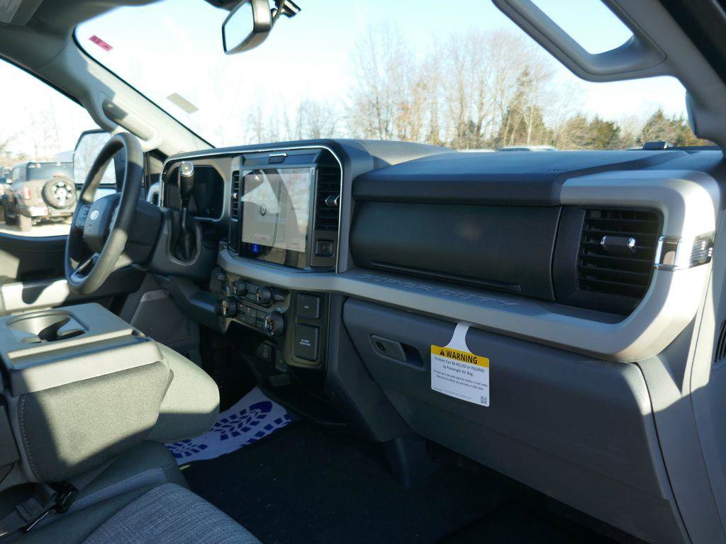 New 2026 Ford F250 XLT w/ XLT Premium Package image 12
