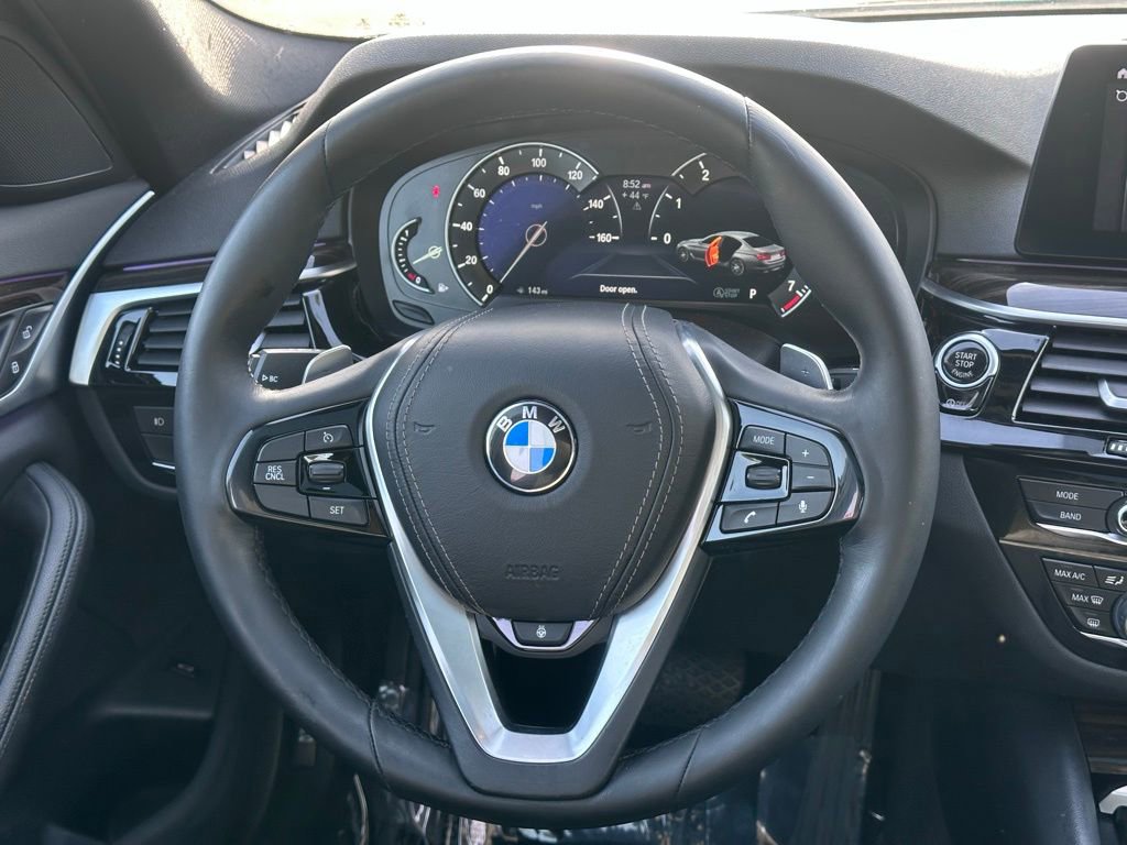 Used 2018 BMW 530i xDrive image 11
