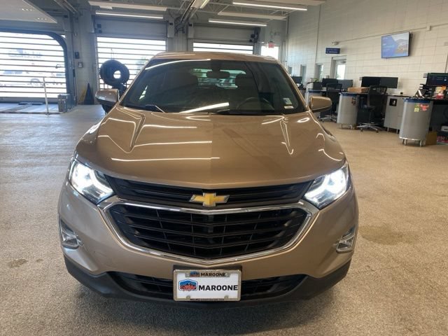 Used 2018 Chevrolet Equinox LT FWD image 2