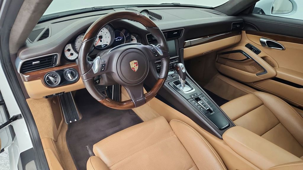 Used 2015 Porsche 911 Turbo S image 65
