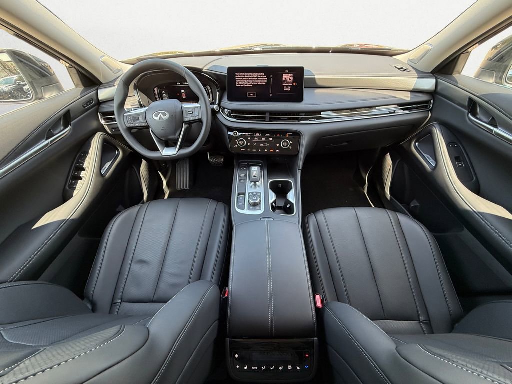 Certified 2025 INFINITI QX60 Luxe image 5