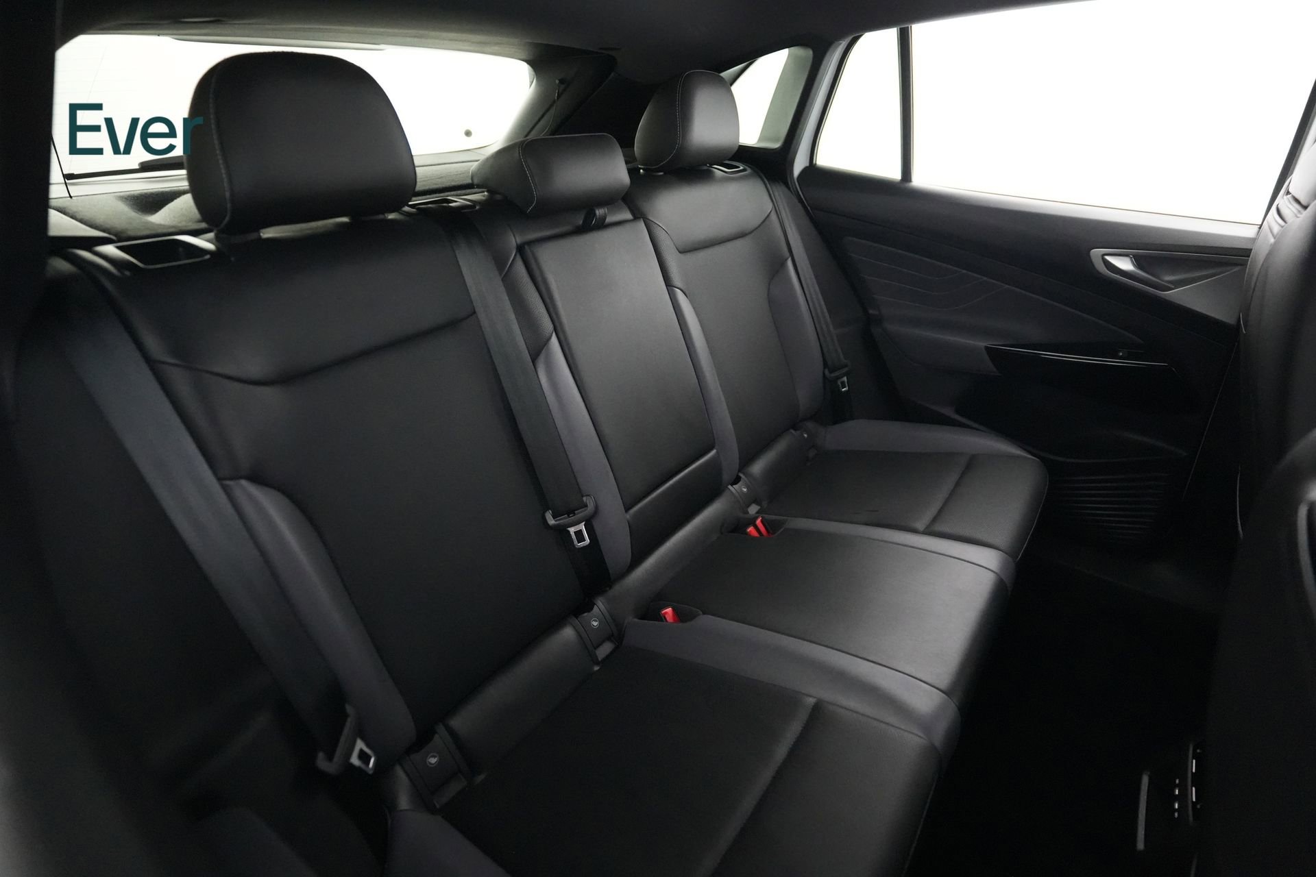 Used 2023 Volkswagen ID.4 Pro S Plus AWD/4WD image 5