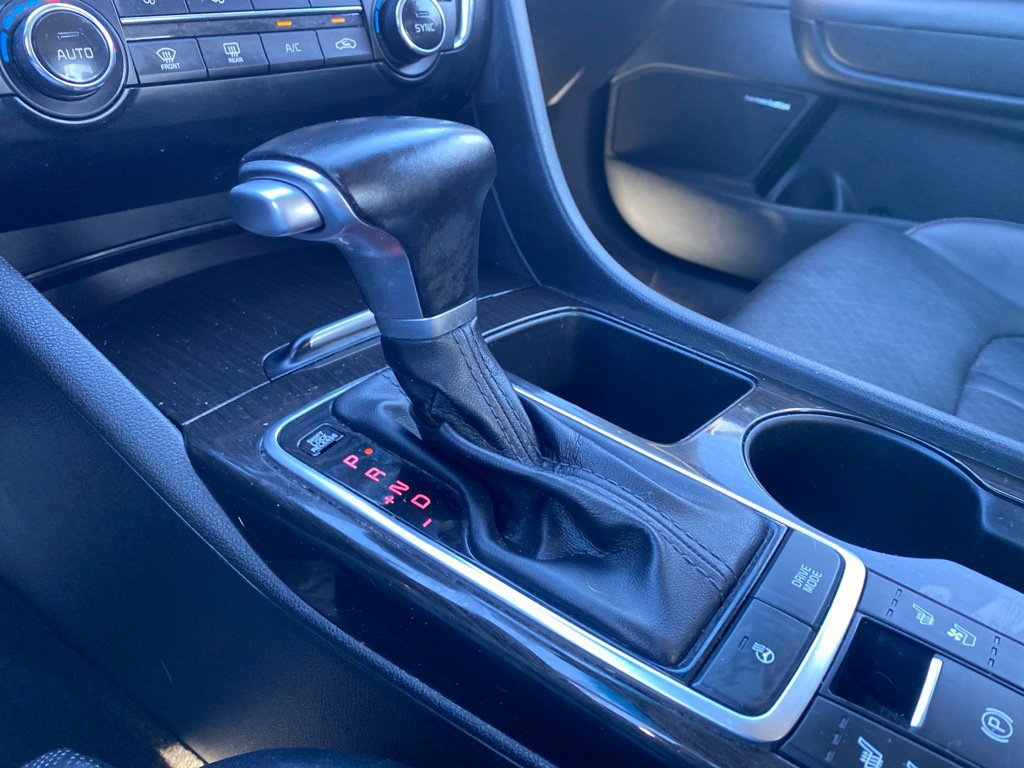 Used 2019 Kia Optima EX w/ EX Premium Package FWD image 18