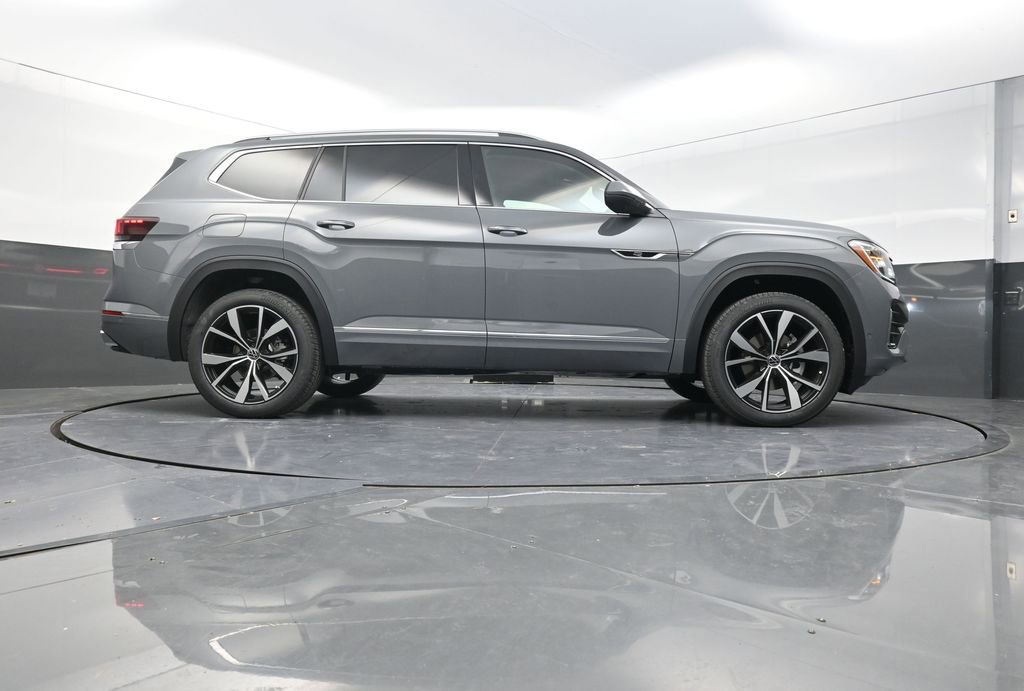 New 2026 Volkswagen Atlas SEL Premium R-Line image 28