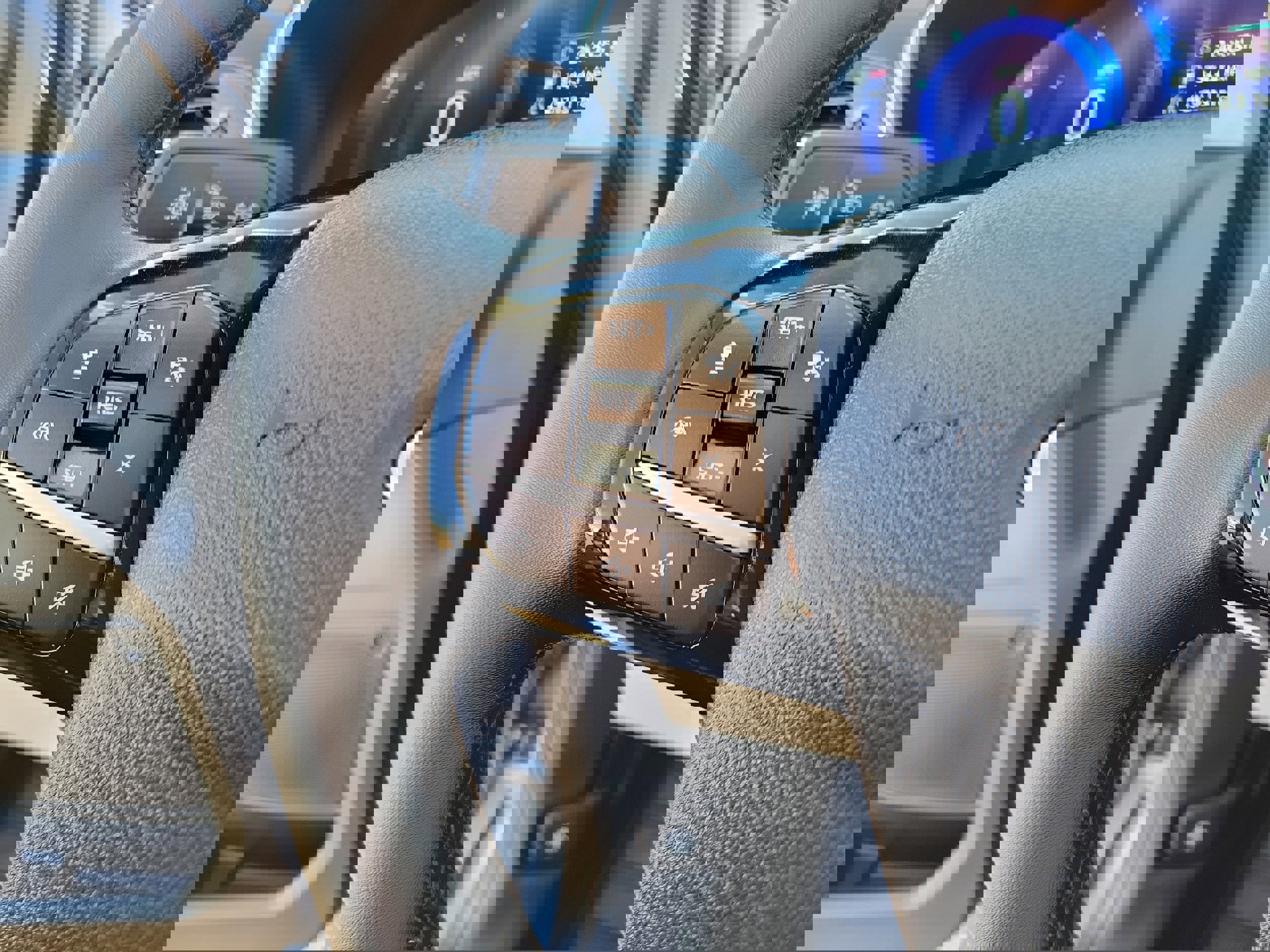 Certified 2022 Ford Escape Titanium image 25