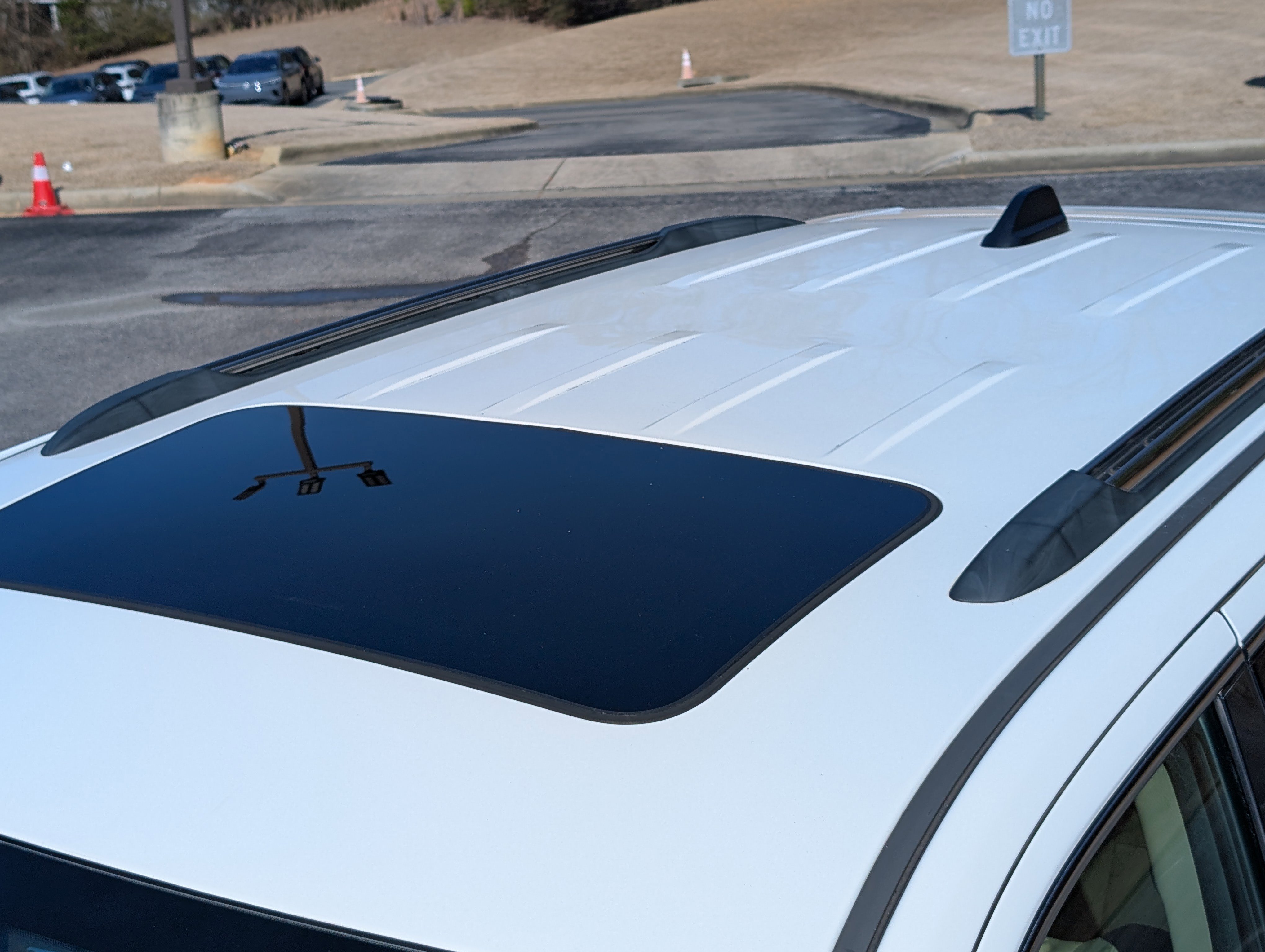 Used 2020 Jeep Grand Cherokee Limited image 14