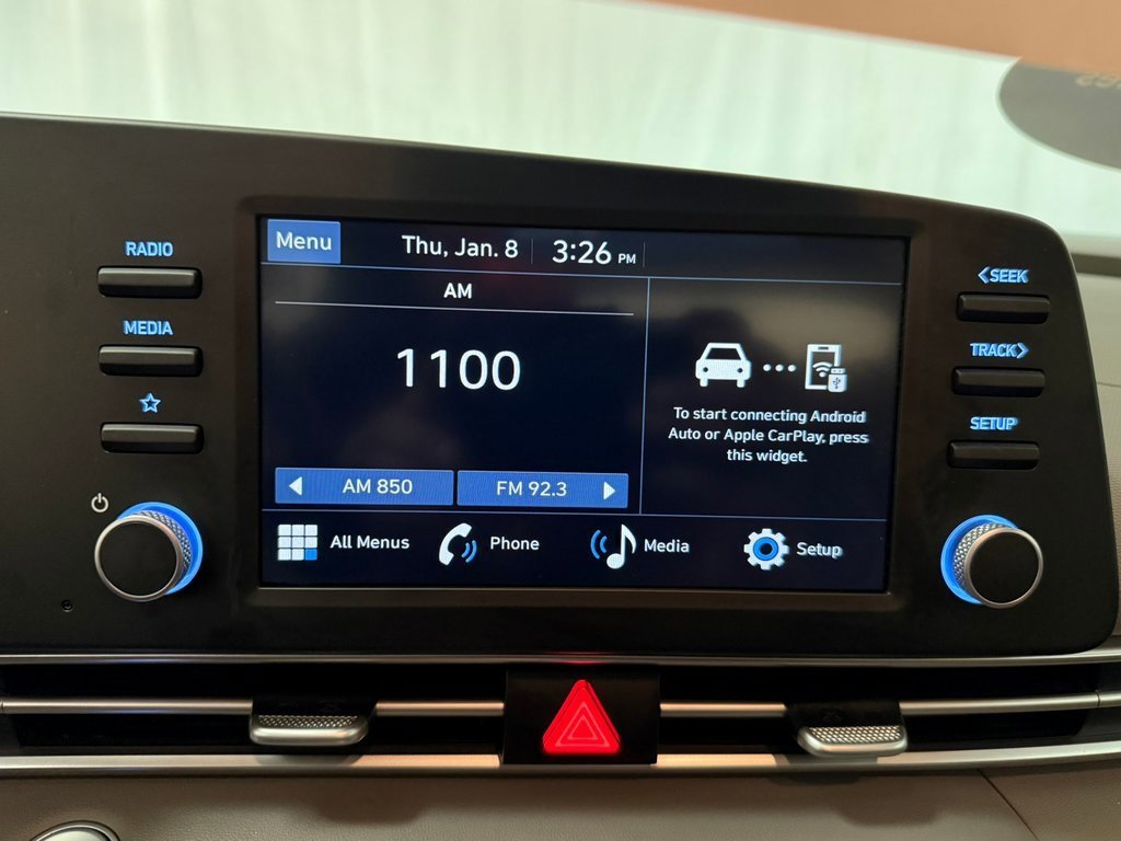 Certified 2025 Hyundai Elantra Sport image 34