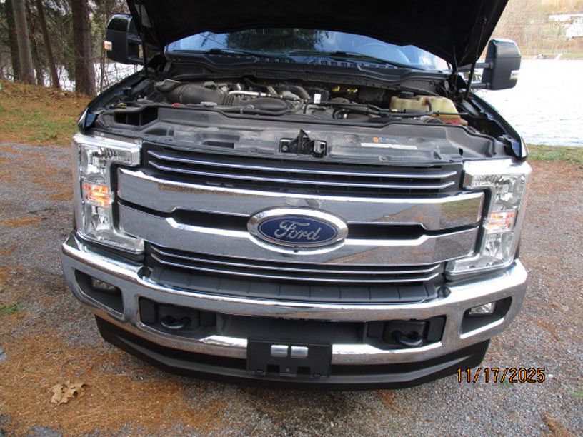 Used 2017 Ford F350 Lariat w/ Tow Technology Bundle image 6