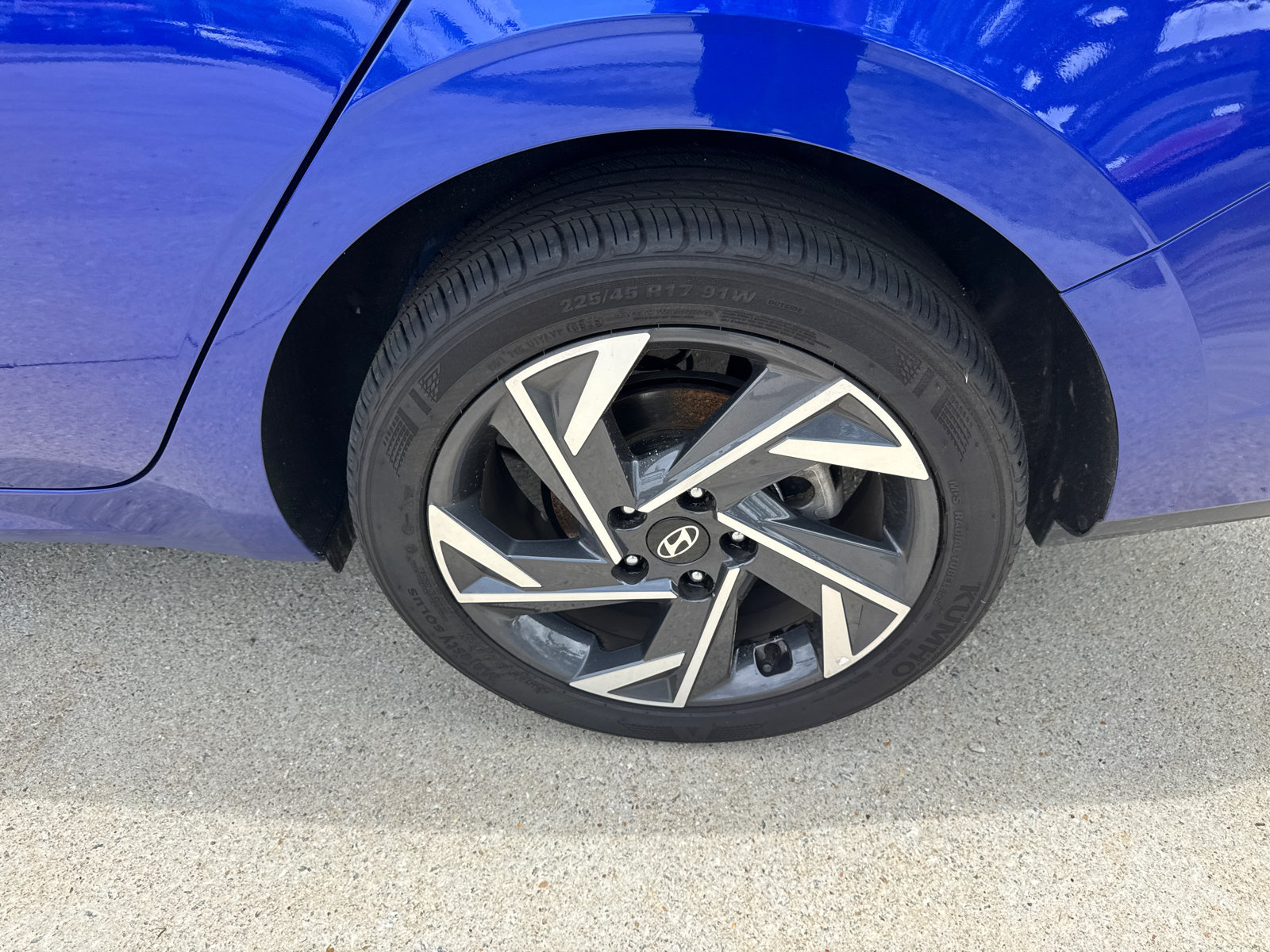 Used 2025 Hyundai Elantra Sport FWD image 19