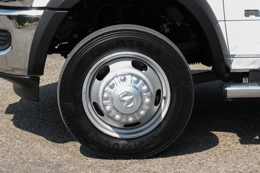 Used 2021 RAM 5500 Tradesman w/ Chrome Appearance Group image 40