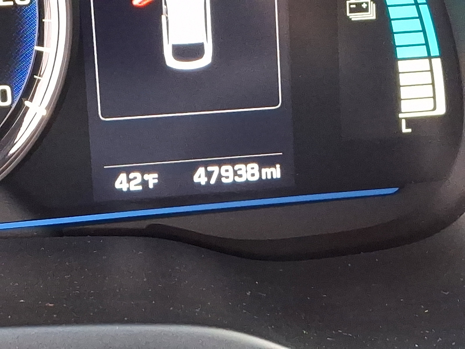 Used 2019 Hyundai Ioniq Plug-In Hybrid image 18