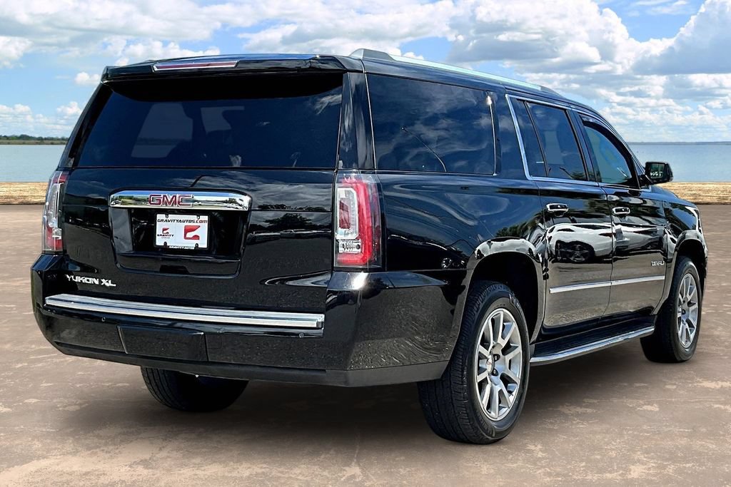 Used 2019 GMC Yukon XL Denali RWD image 4