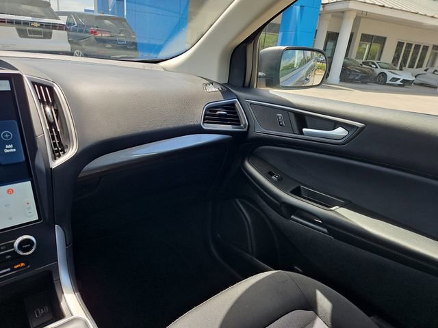 Used 2023 Ford Edge SE AWD/4WD image 10