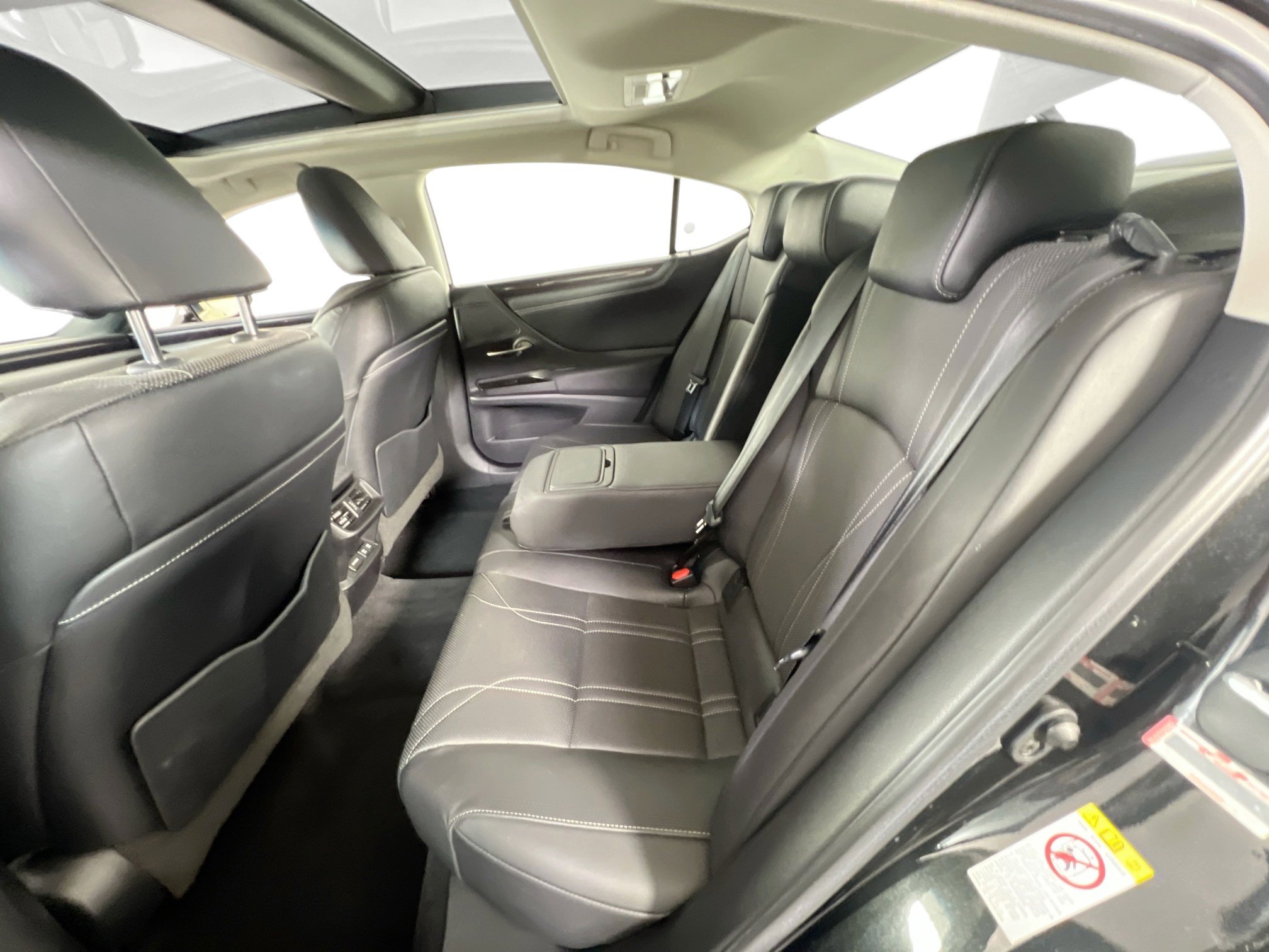 Used 2019 Lexus ES 350 w/ Accessory Package FWD image 25