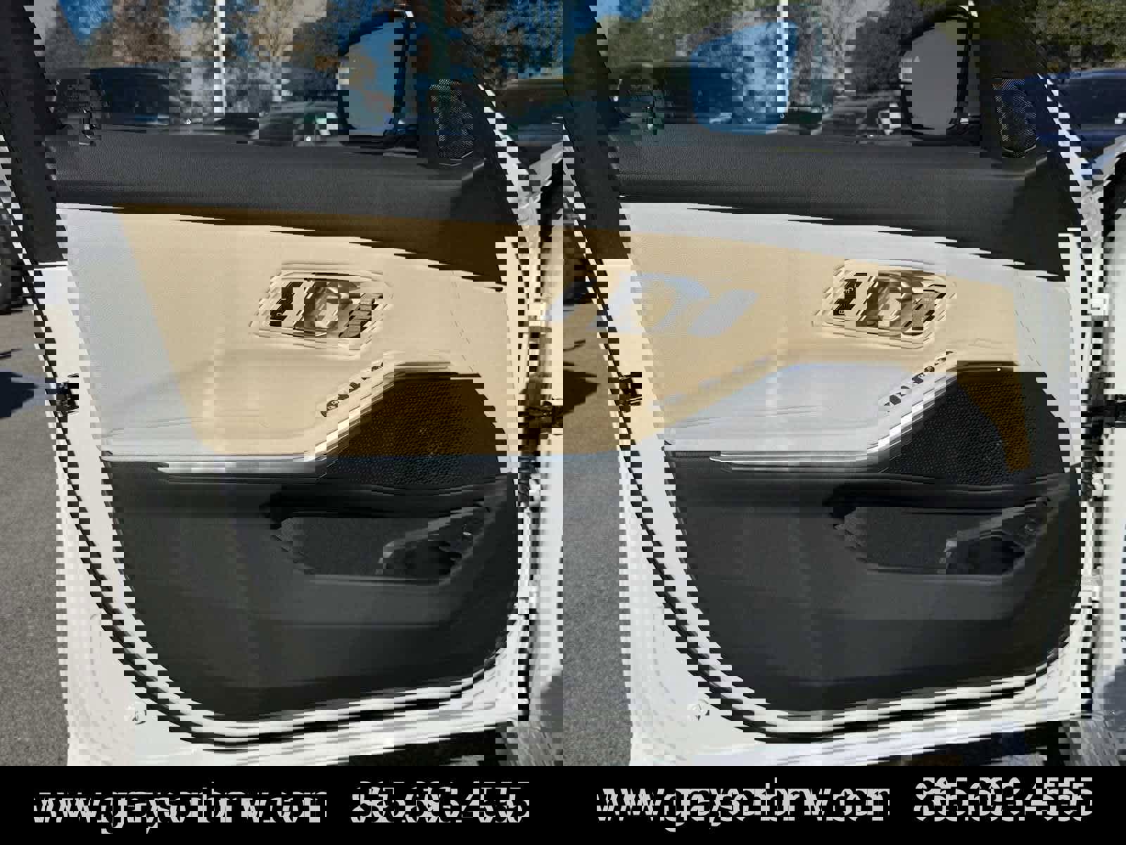 Used 2026 BMW 330i Sedan w/ Convenience Package image 11