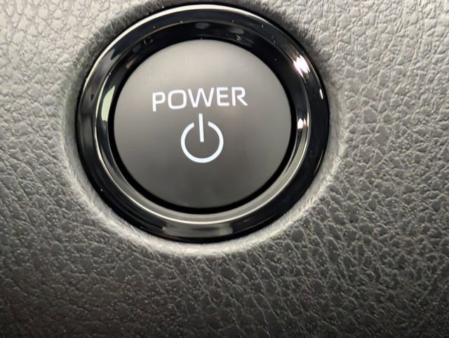 Used 2026 Toyota Camry SE w/ Convenience Package image 23