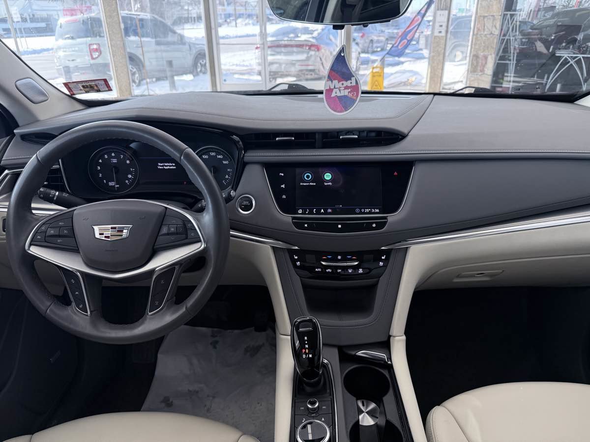 Used 2020 Cadillac XT5 Premium Luxury AWD/4WD image 41