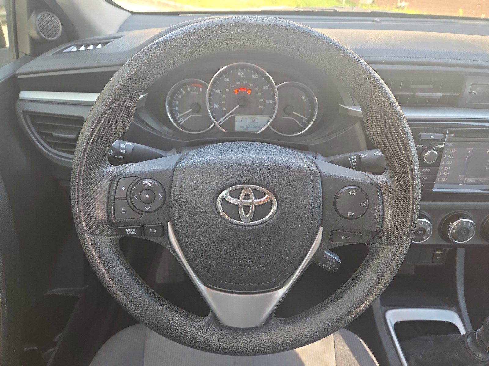 Used 2016 Toyota Corolla L image 12