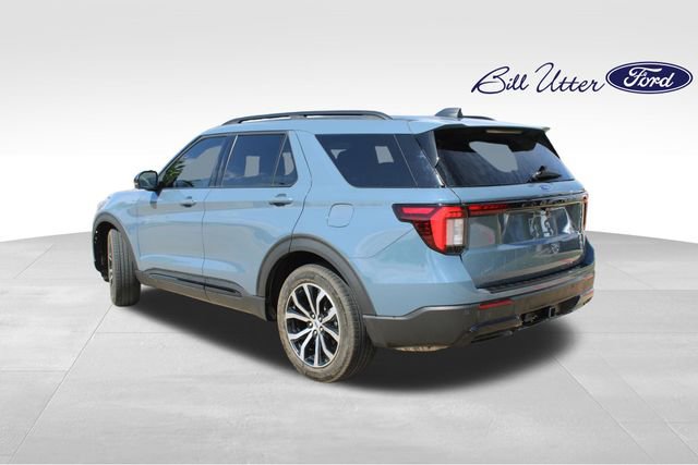 Used 2025 Ford Explorer ST-Line w/ Premium Package image 7