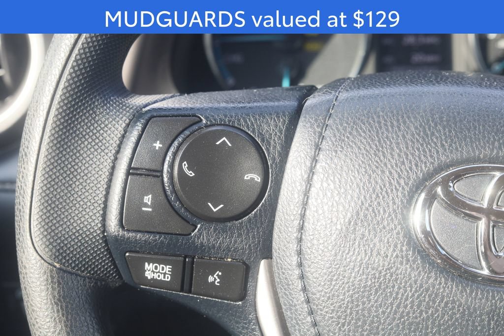 Certified 2018 Toyota RAV4 LE AWD/4WD image 5