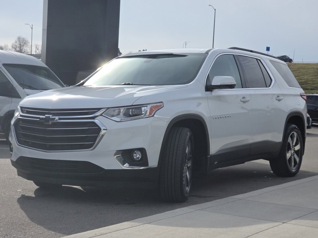 Used 2020 Chevrolet Traverse LT w/ LT Premium Package image 22