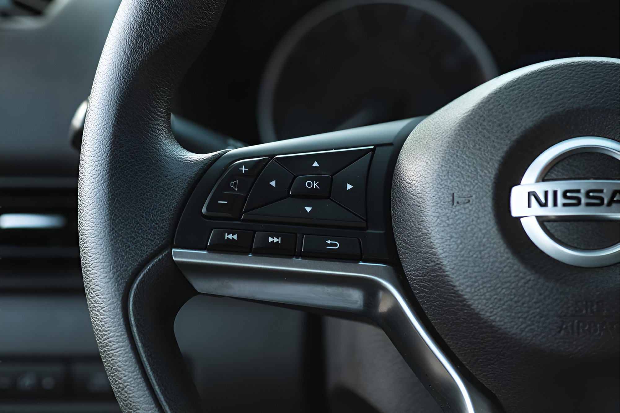 Used 2022 Nissan Sentra S image 12