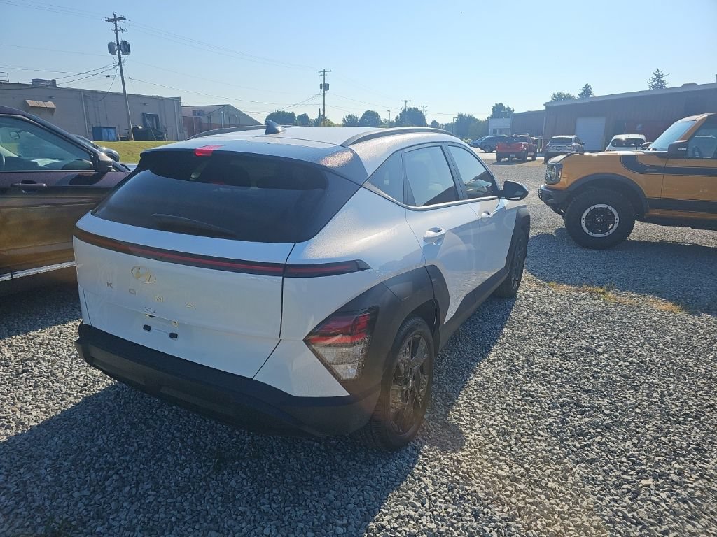 Used 2026 Hyundai Kona SEL Sport FWD image 8
