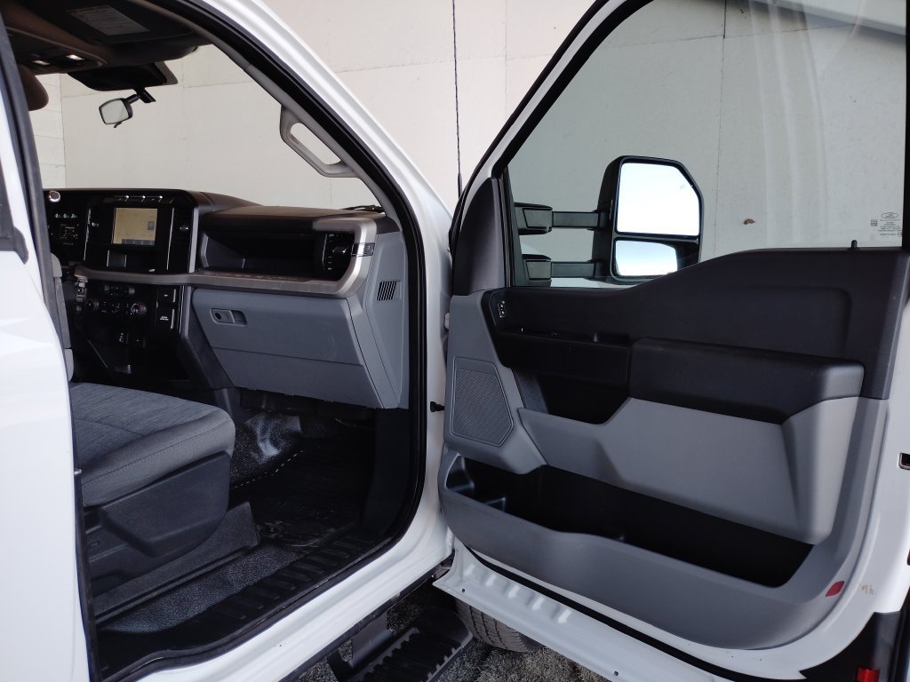 Used 2024 Ford F350 XL w/ Snow Plow Prep Package AWD/4WD image 10
