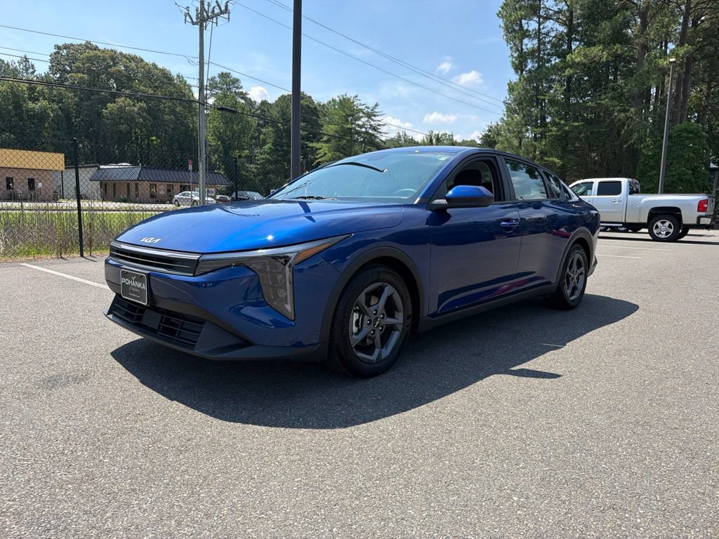 Certified 2025 Kia K4 FWD image 2