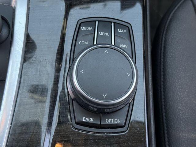 Used 2017 BMW X3 sDrive28i RWD image 20