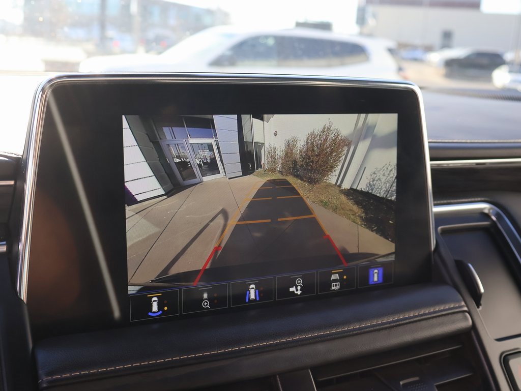 Used 2022 GMC Yukon SLT w/ SLT Premium Package image 30