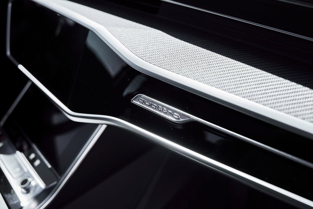 Used 2022 Audi RS 6 image 49