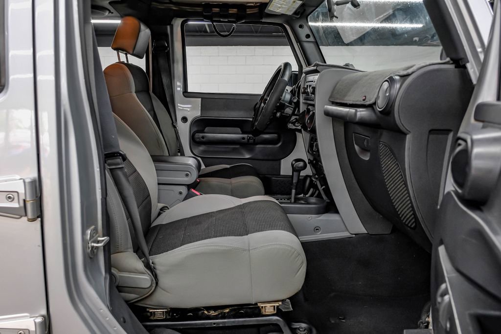 Used 2007 Jeep Wrangler X image 33